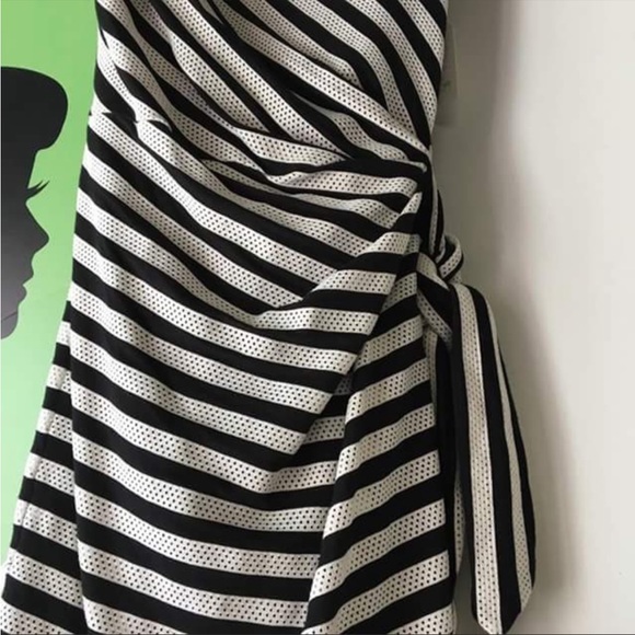 Guess Dress - Picture 2 of 5